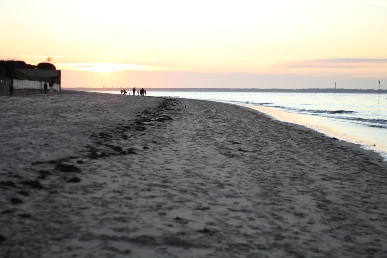 Appartement Arcachon Perreire Premiere Ligne Les Pieds Dans L Eau Vue Magnifique Sur Le Bassin Экстерьер фото